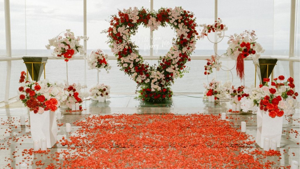 Maroon For A Romantic And Bold Wedding Color Palette