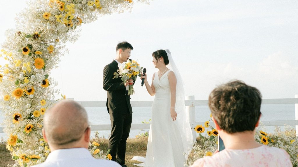 sunflowers decor wedding