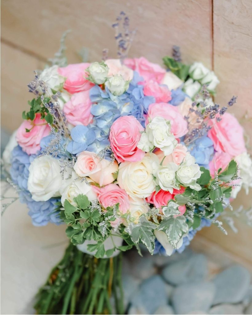 FIX pastel color flowers thumbelina bouquet