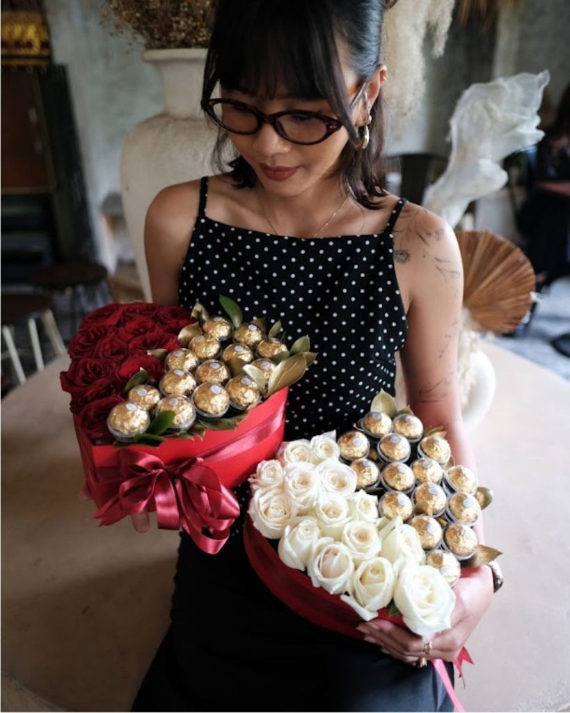 romantic flower bouquet from bali flower shop