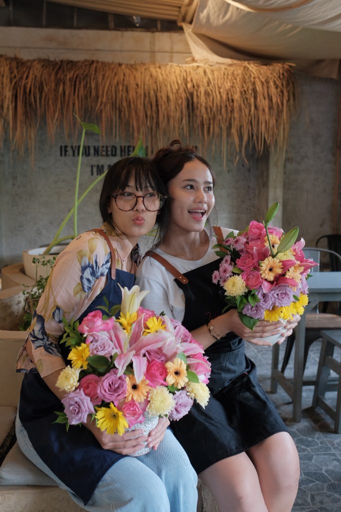 FIX everyday blooms romantic soft bouquet