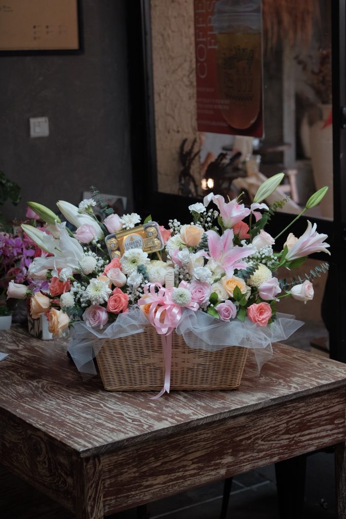 FIX bouquet container ideas decorative flower basket arrangement