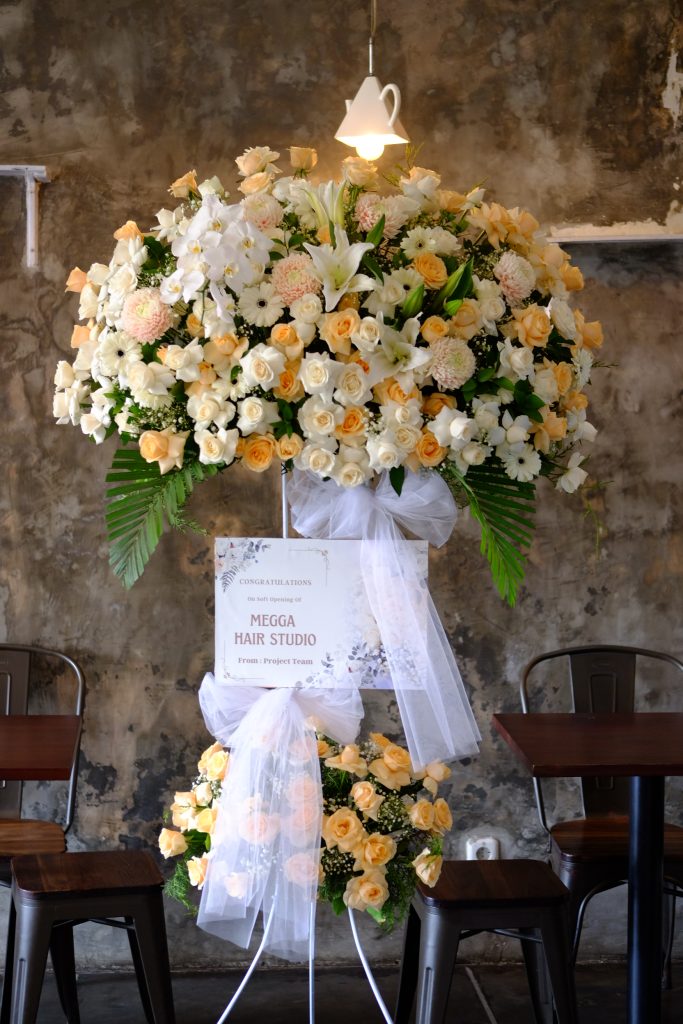 FIX large standing flower arrangement